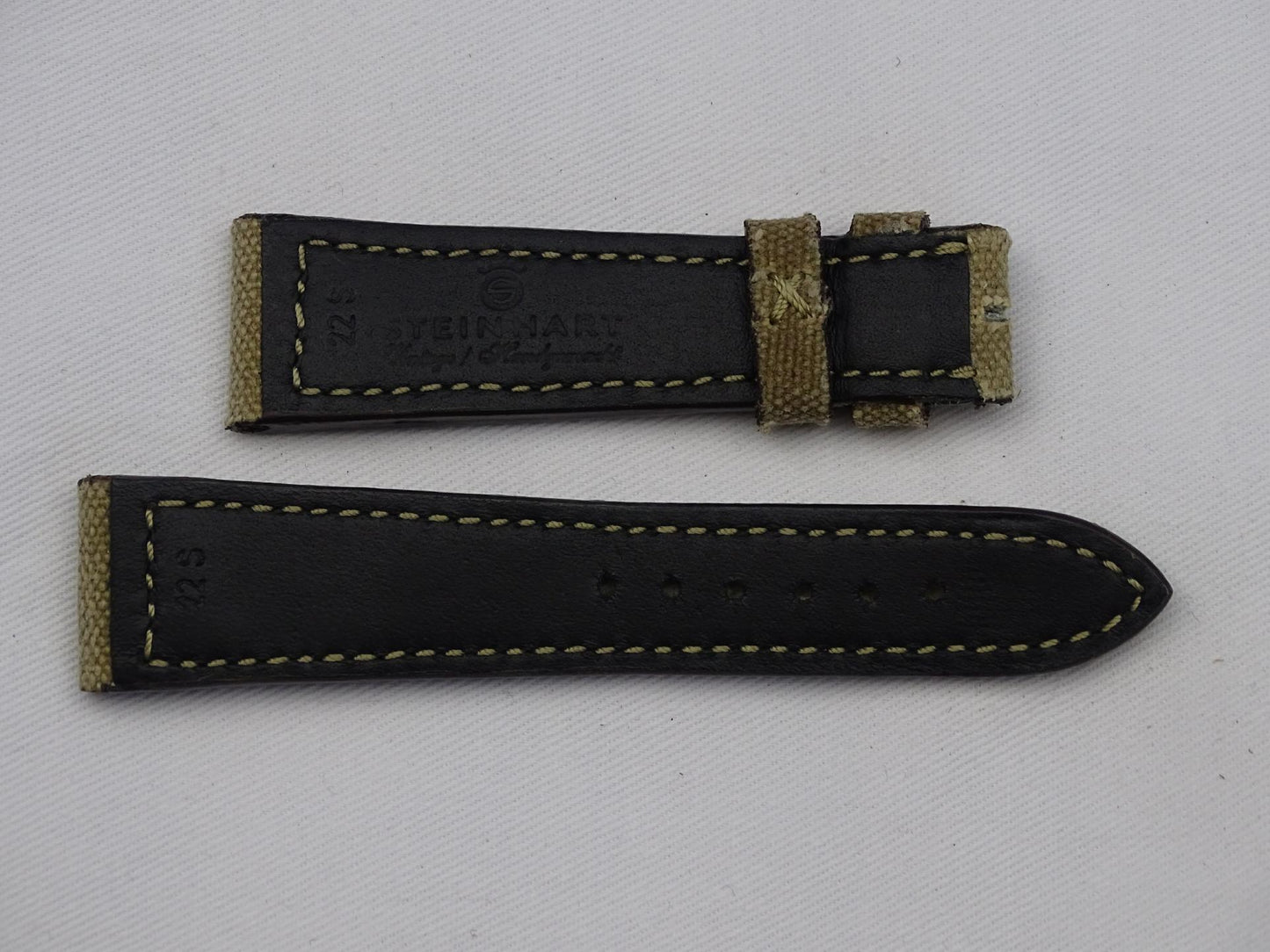 Canvas Strap vintage green/nature with green stitching