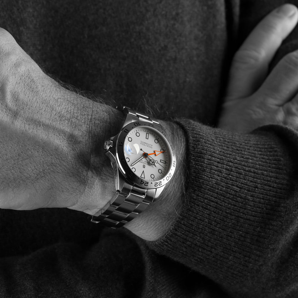 Ocean 39 vintage GMT WHITE – www.olko-watches.com