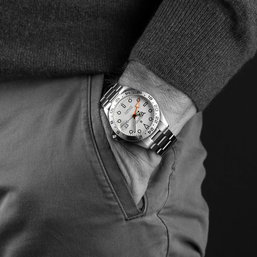 Ocean 39 vintage GMT WHITE – www.olko-watches.com