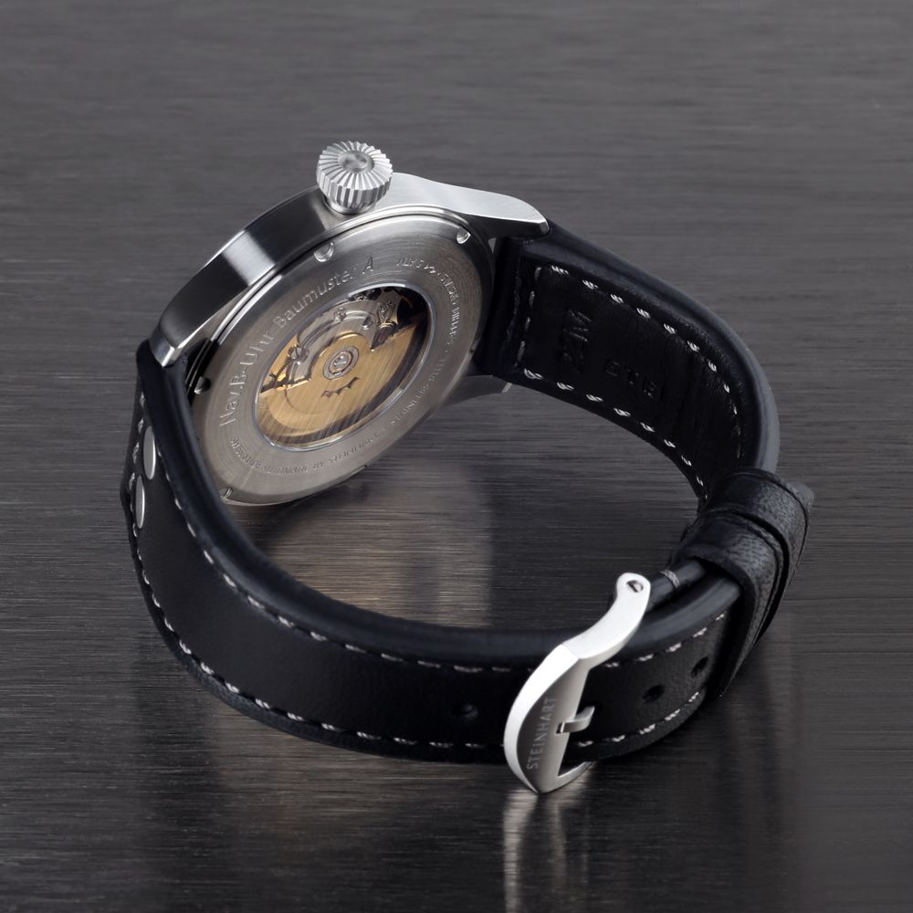 Nav B-Uhr 44 date