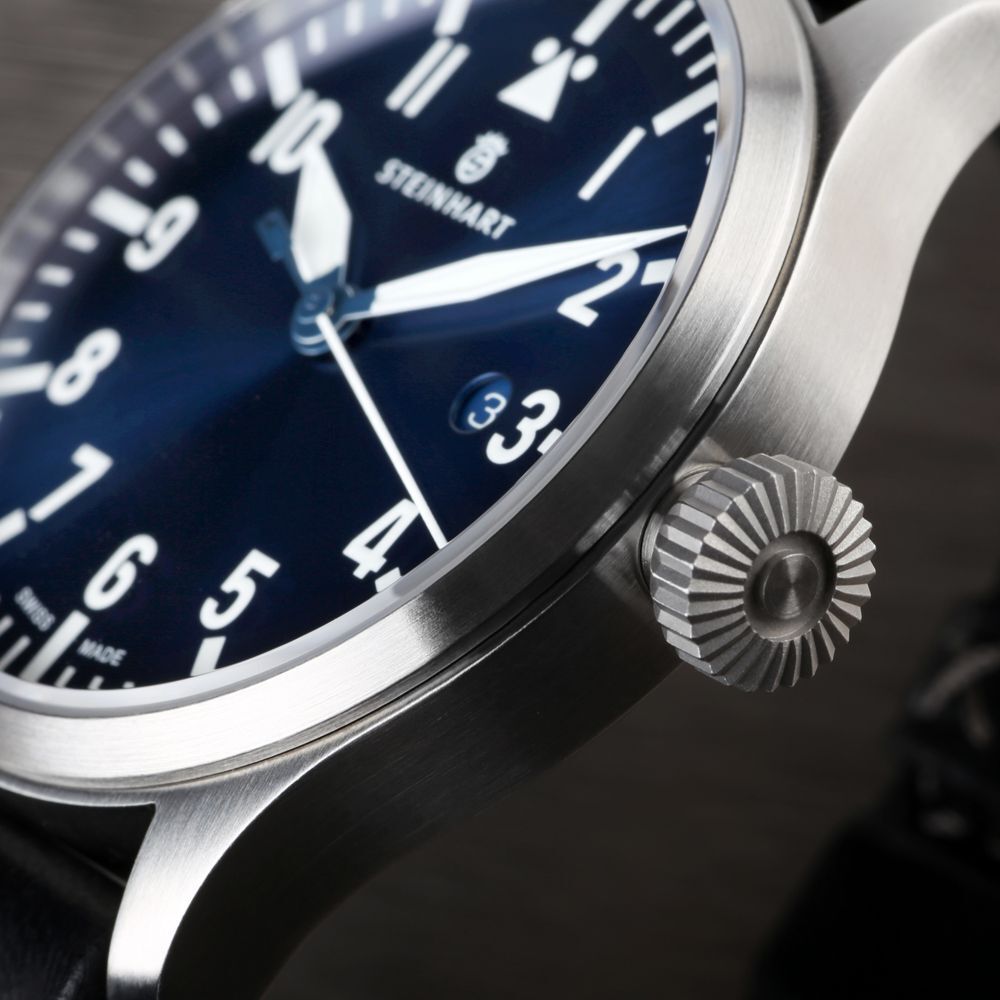 Nav B-Uhr 44 date