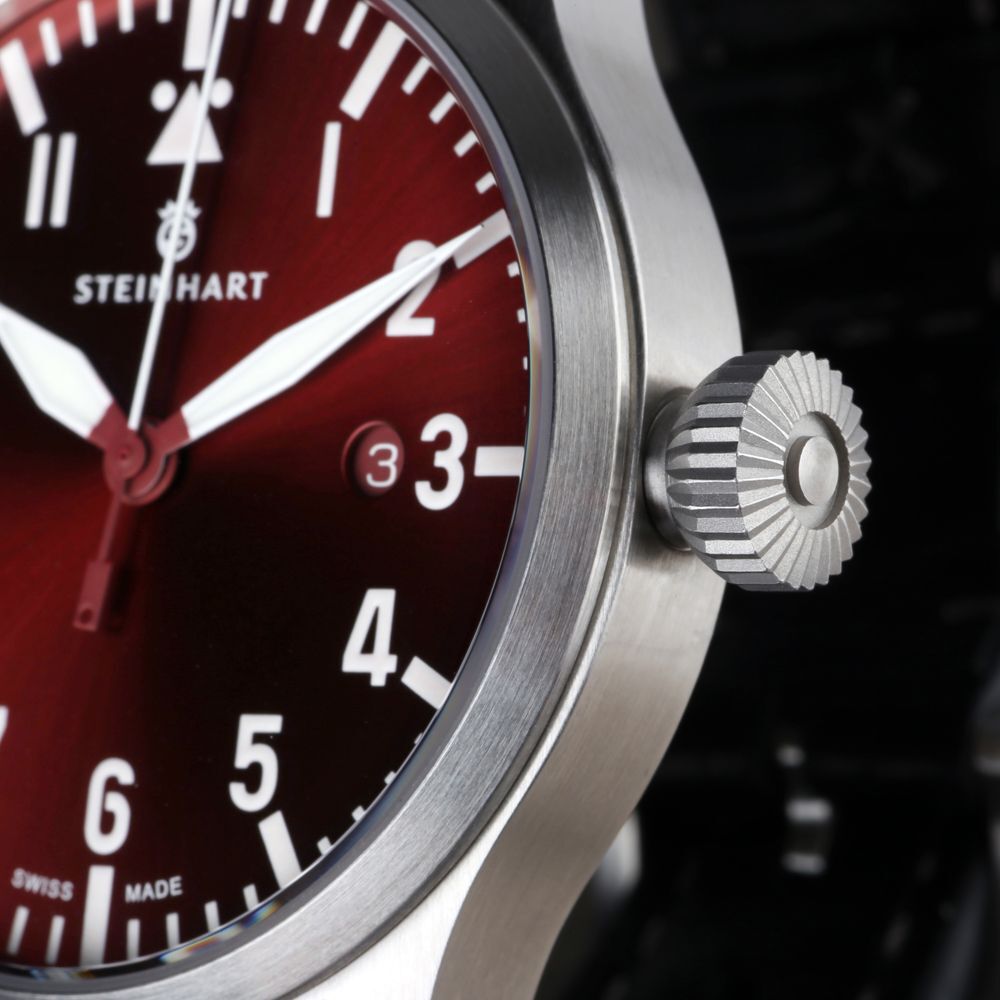 Nav B-Uhr 44 date red