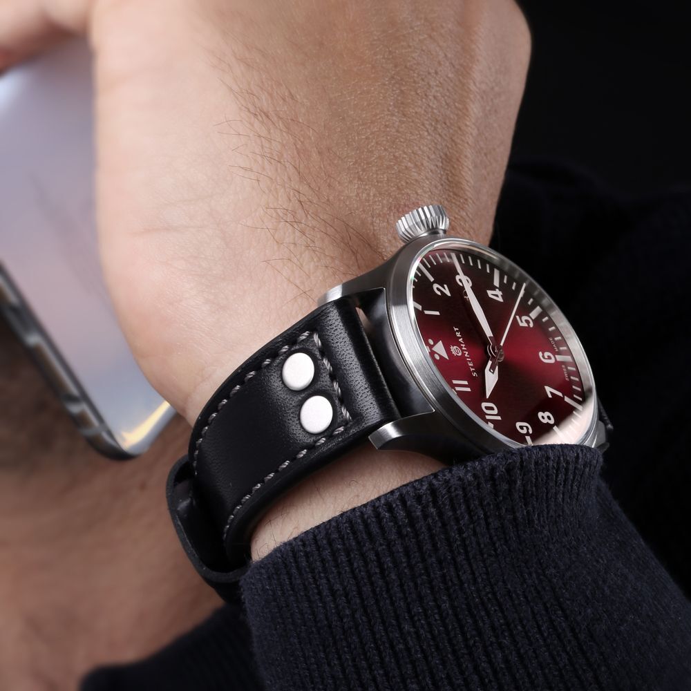 Nav B-Uhr 44 date red